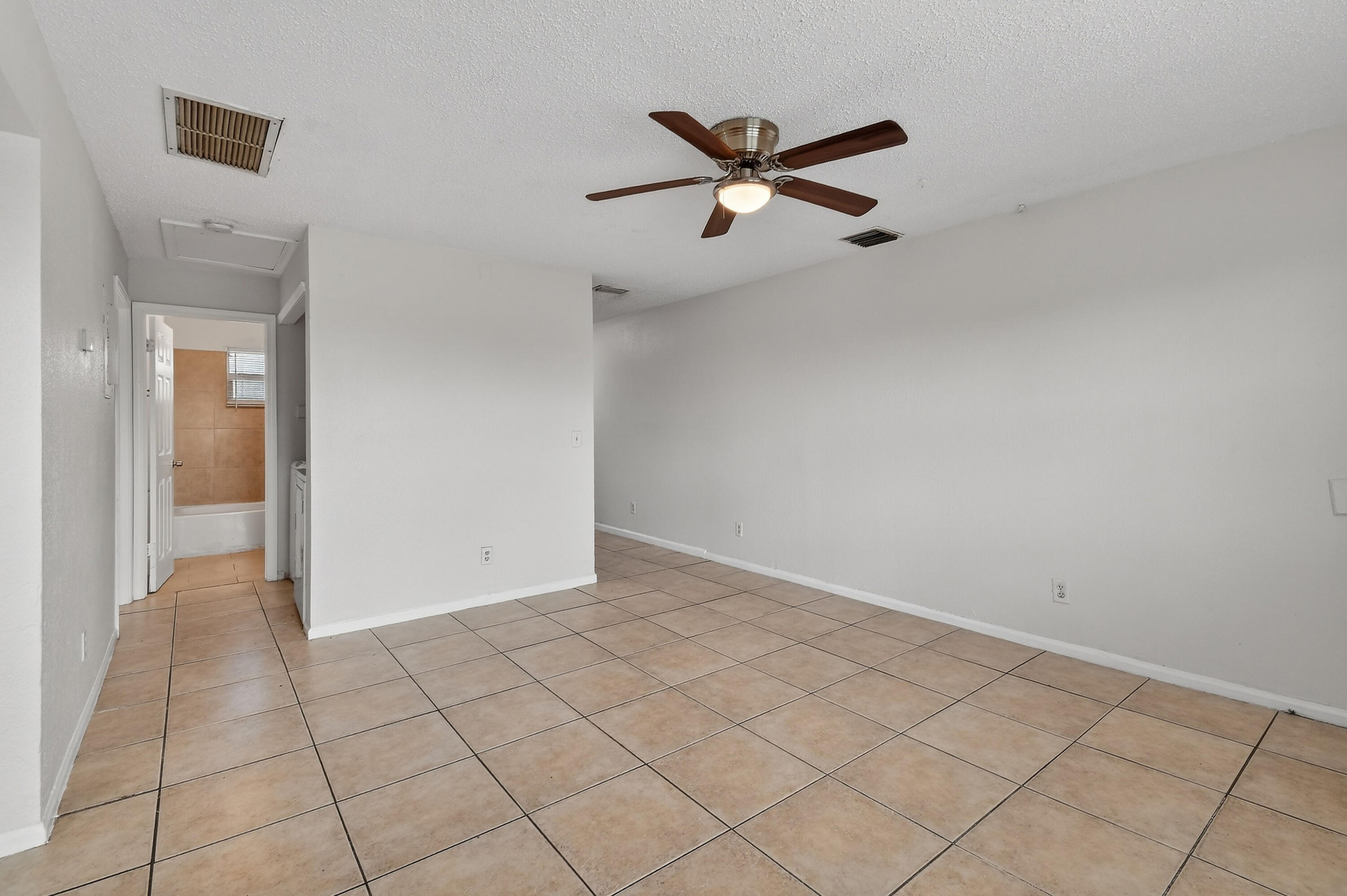 SLOANS SUB - Residential Lease