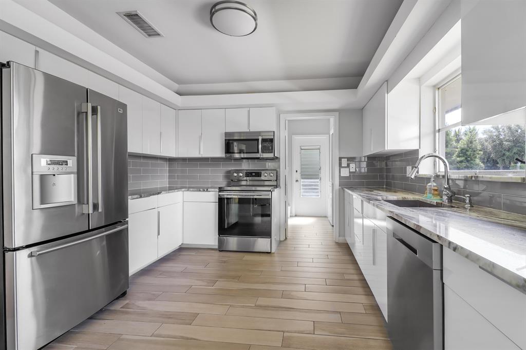 DELRAY BCH SHORES - Residential