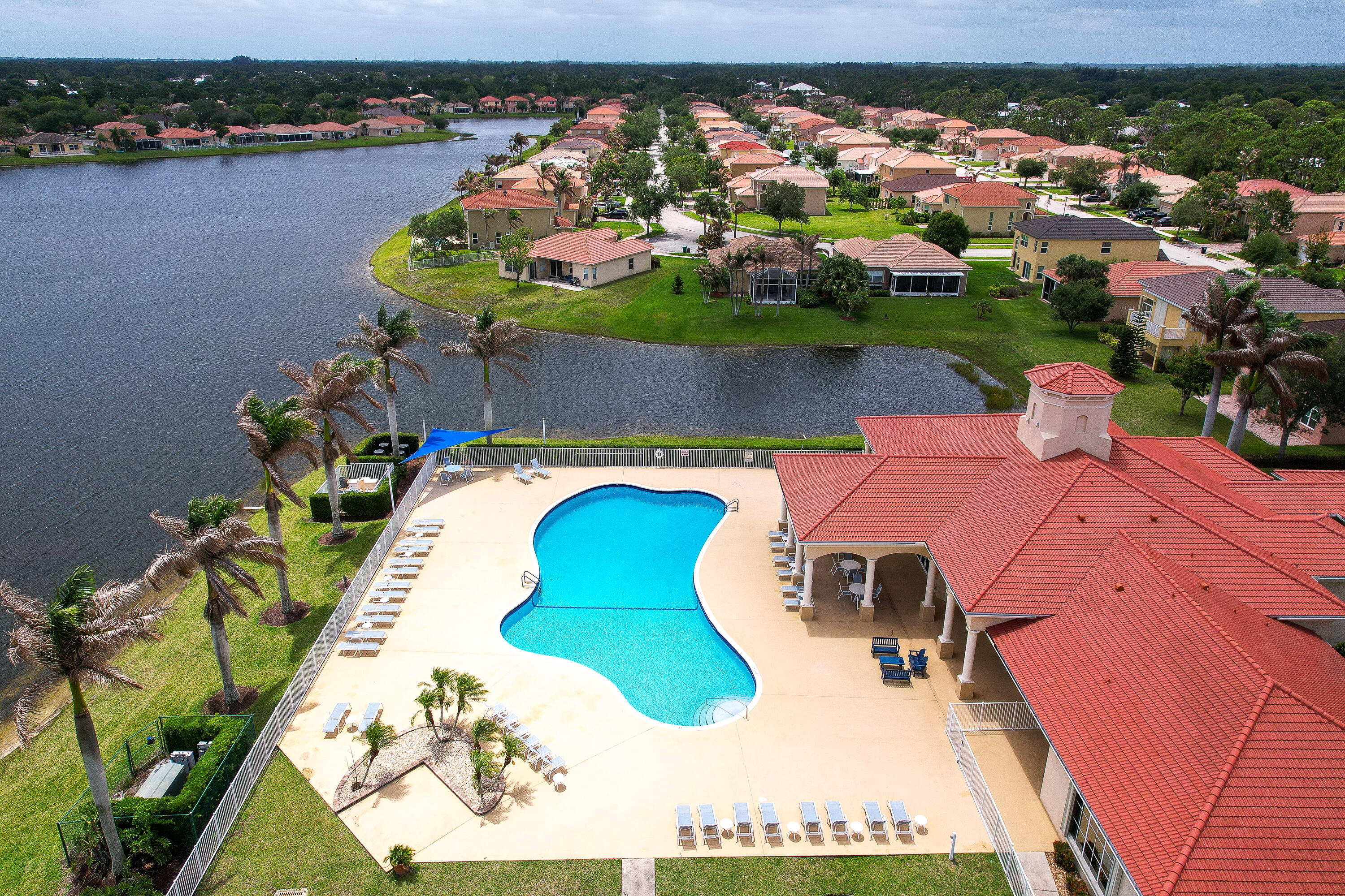 PORTOFINO SHORES PHASE THREE - Residential