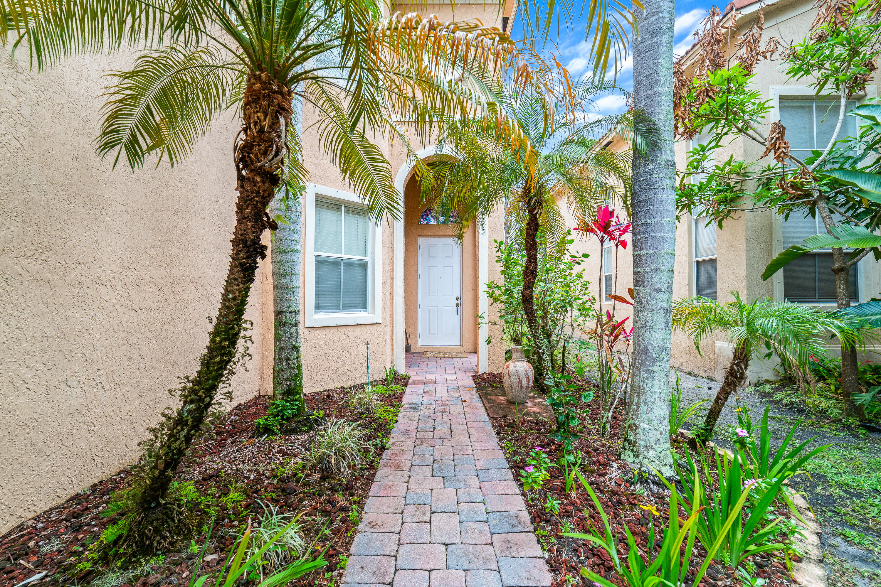 6004 Spring Lake Terrace