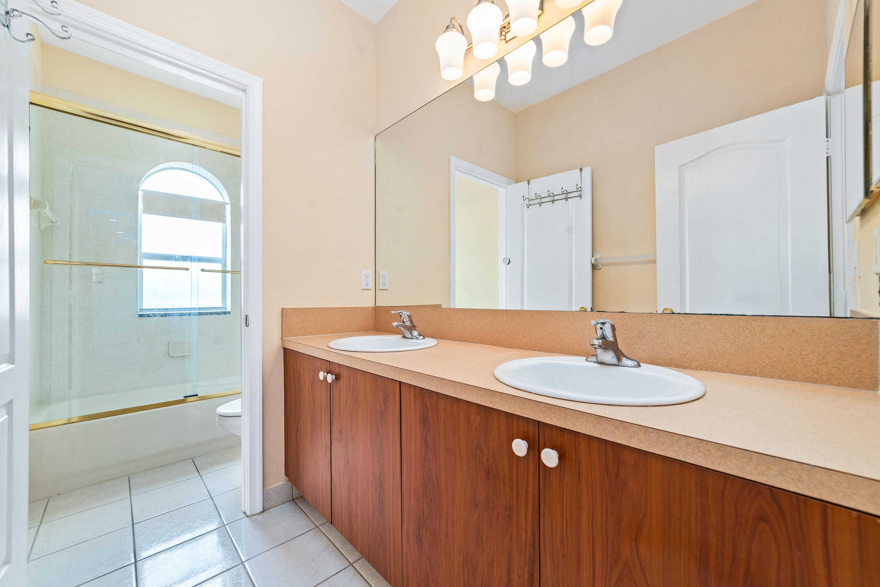 PORTOFINO SHORES PHASE THREE - Residential