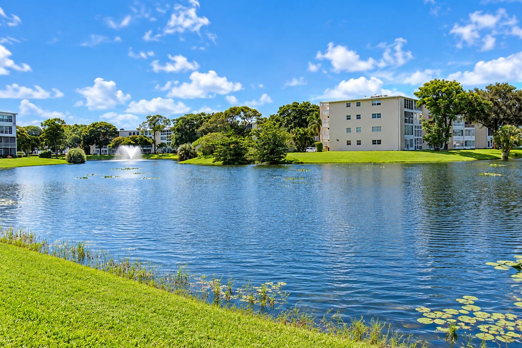 Photo of 2012 ASHBY C #2012, Deerfield Beach, FL 33442 (MLS # B26079495)