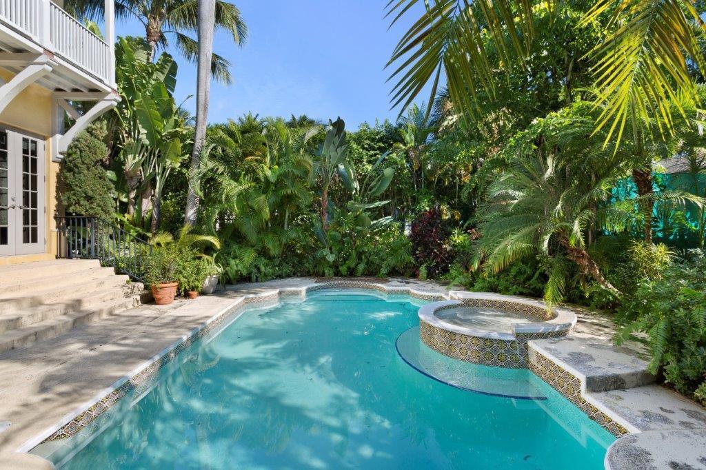 POINCIANA PARK - Residential