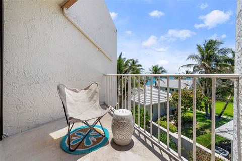 Tiny photo for 1223 Hillsboro Mile #6, Hillsboro Beach, FL 33062 (MLS # F10556202)