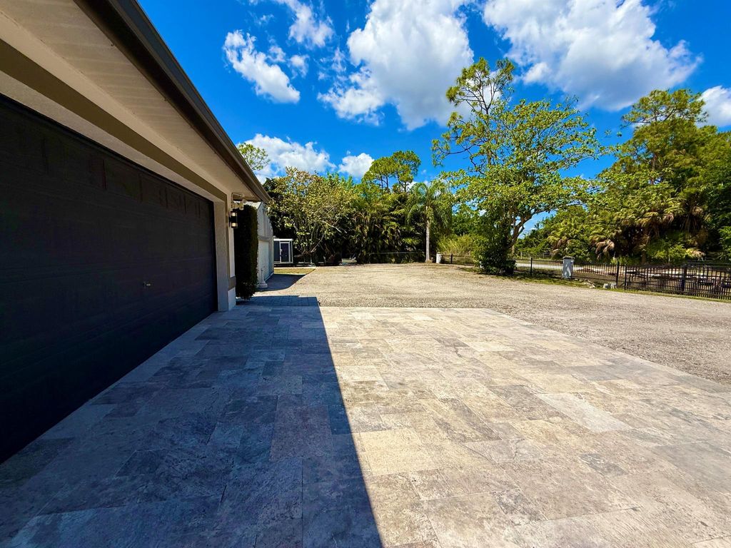 listing image 41