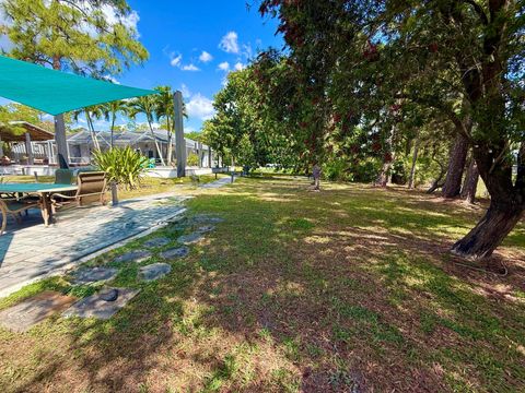 listing image 175