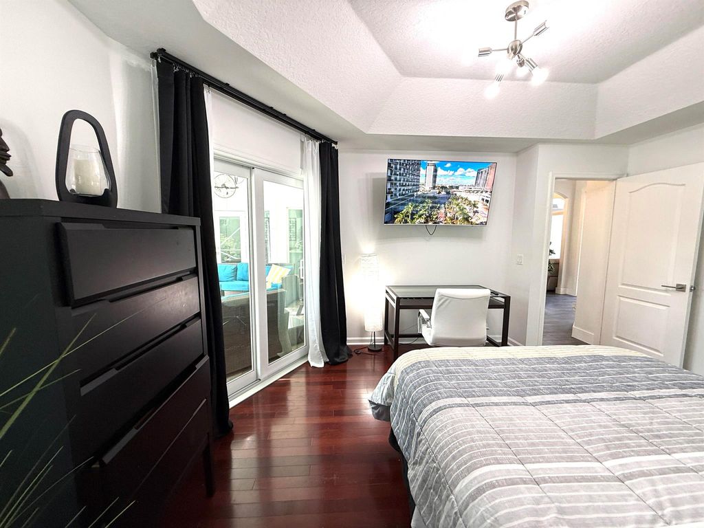 listing image 113