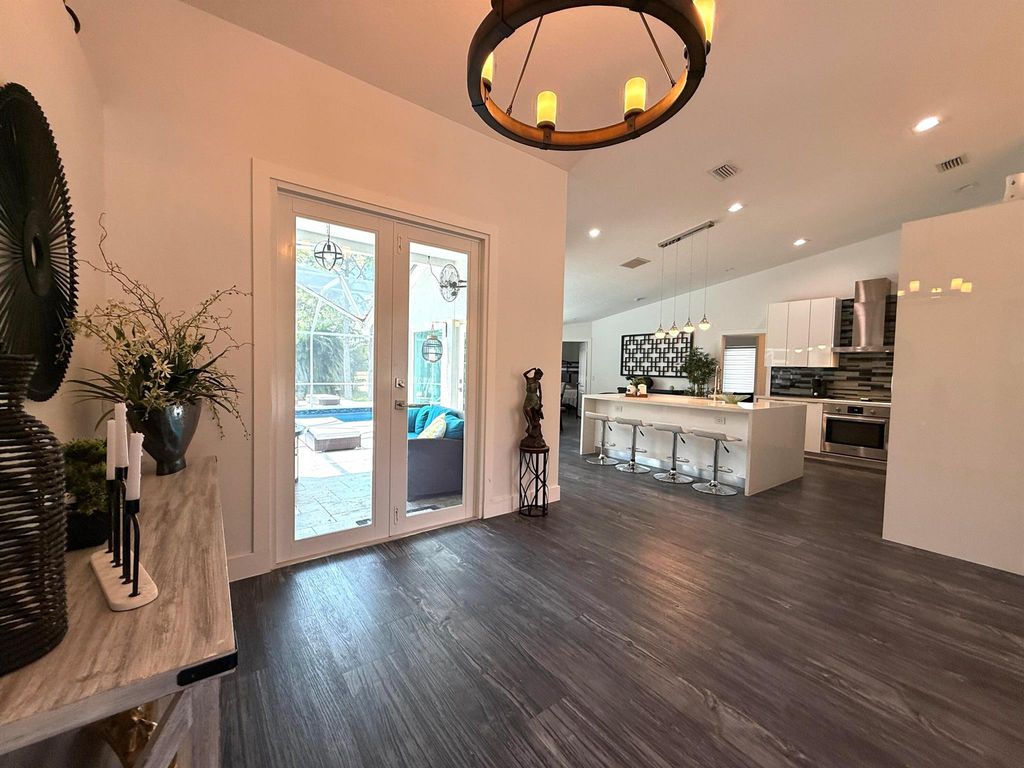 listing image 101