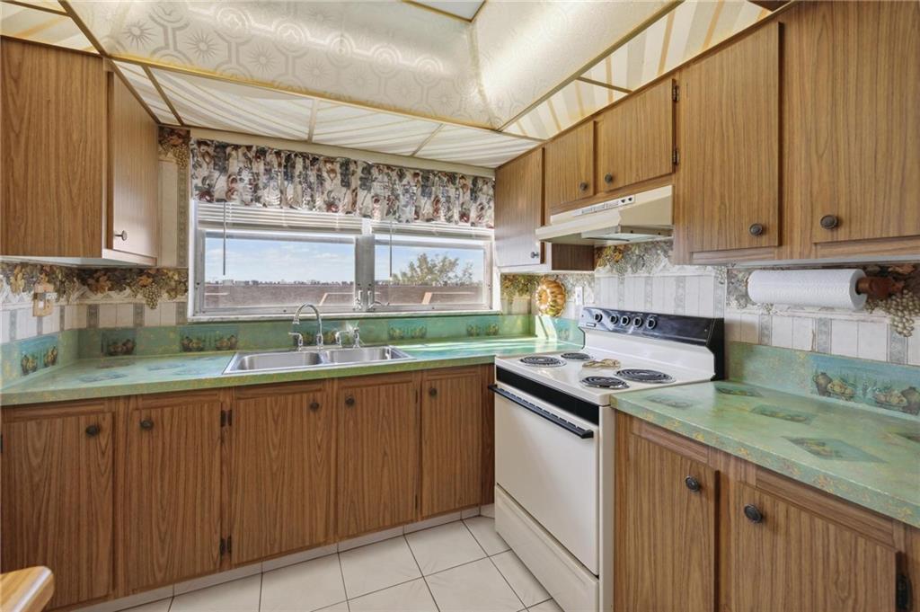 MAJESTIC GARDENS - Residential