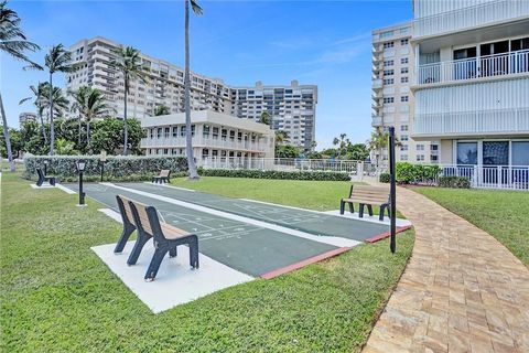 A home in Lauderdale By The Sea