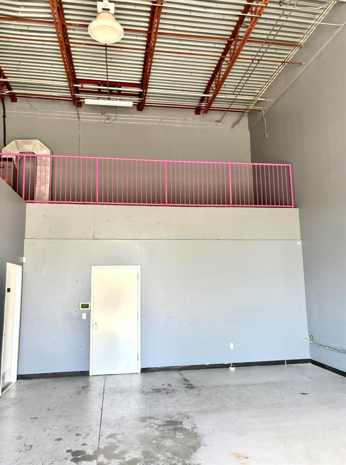 ROYAL PALM BUSINESS PLAZA - Commercial Lease