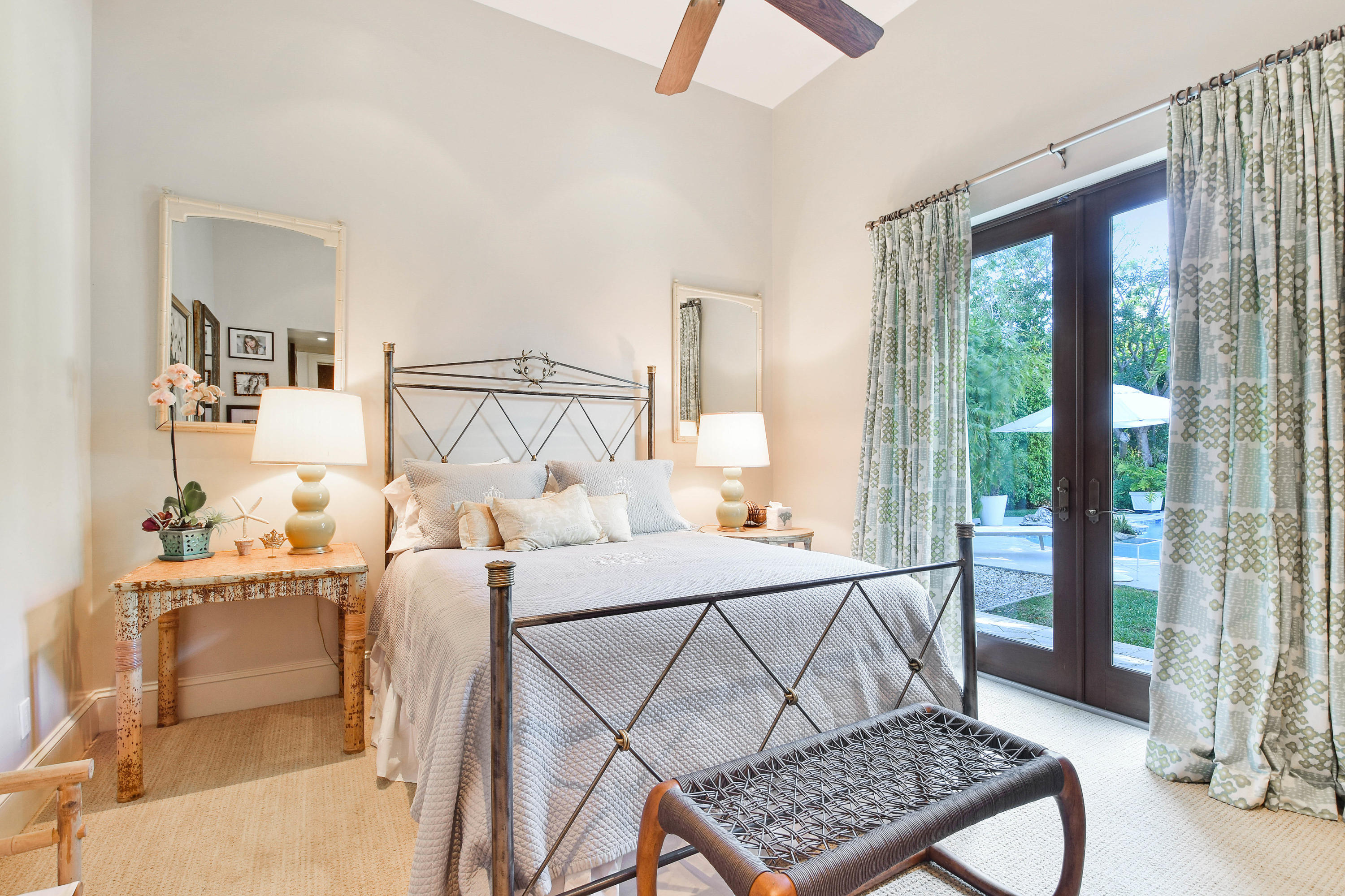 WORTH COURT - Residential