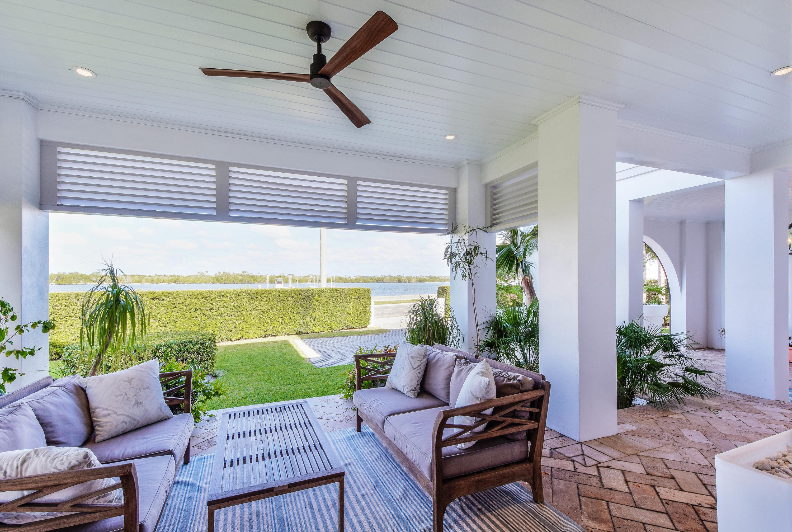 WORTH COURT - Residential