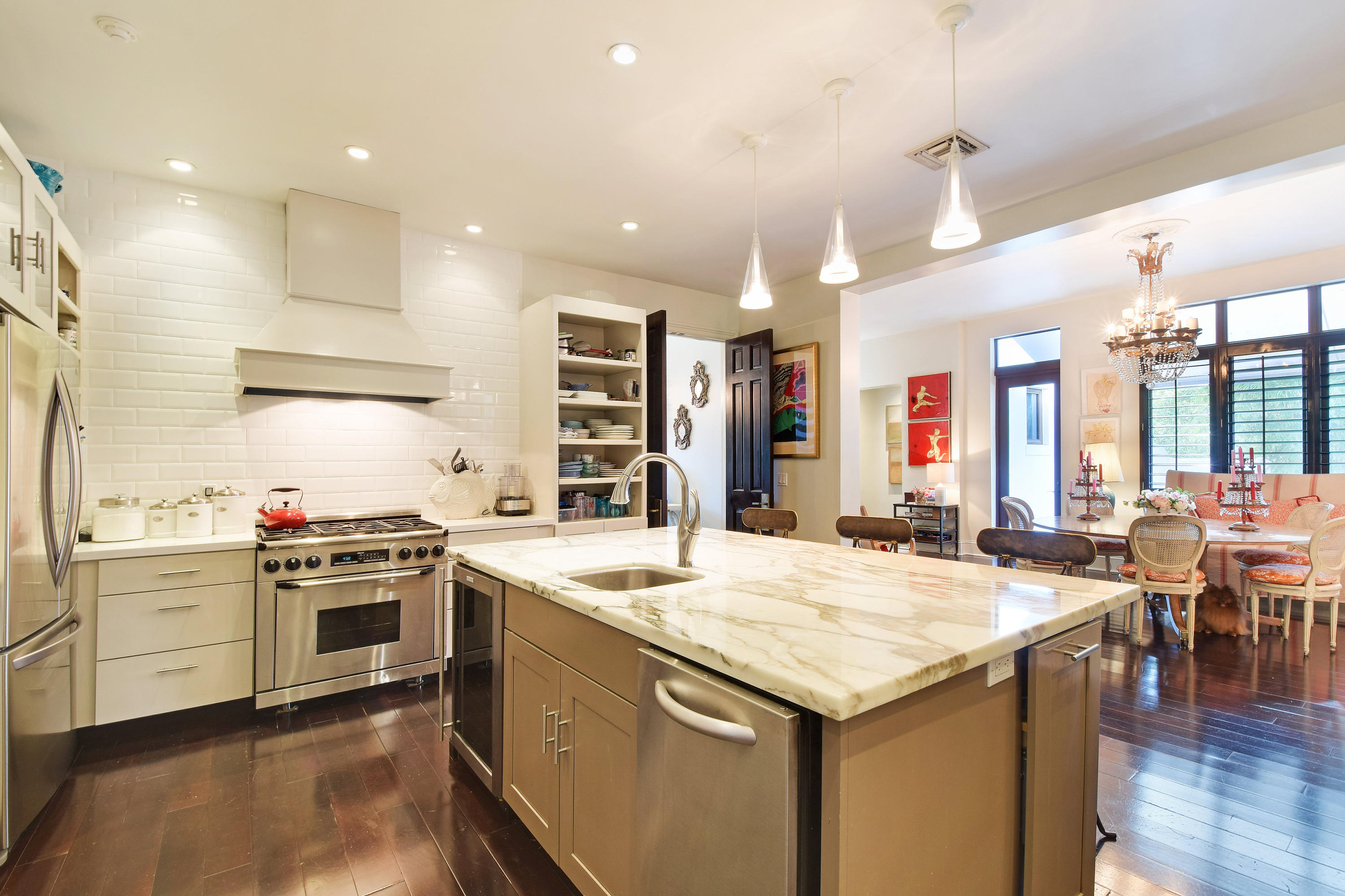 WORTH COURT - Residential