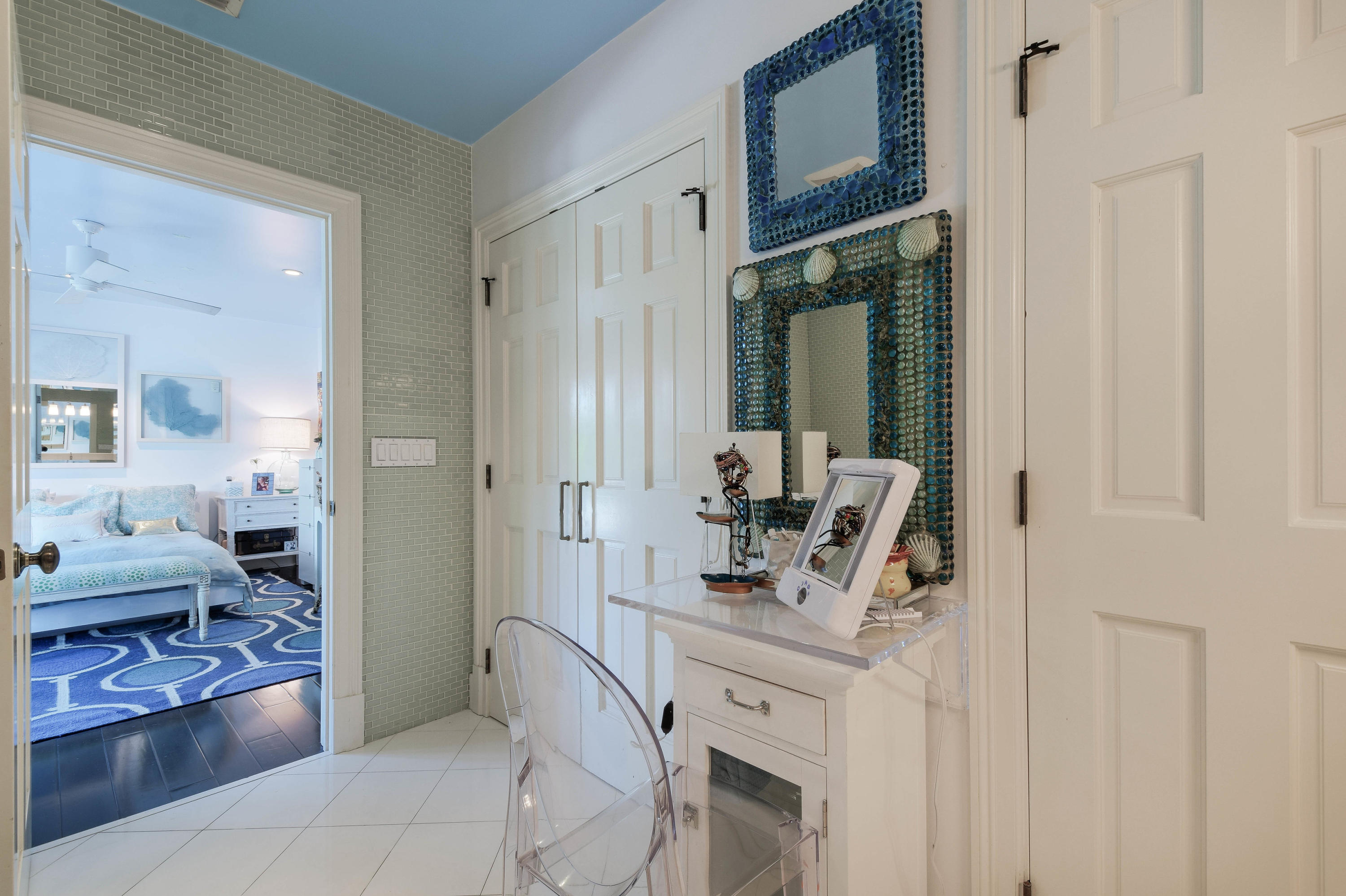 WORTH COURT - Residential