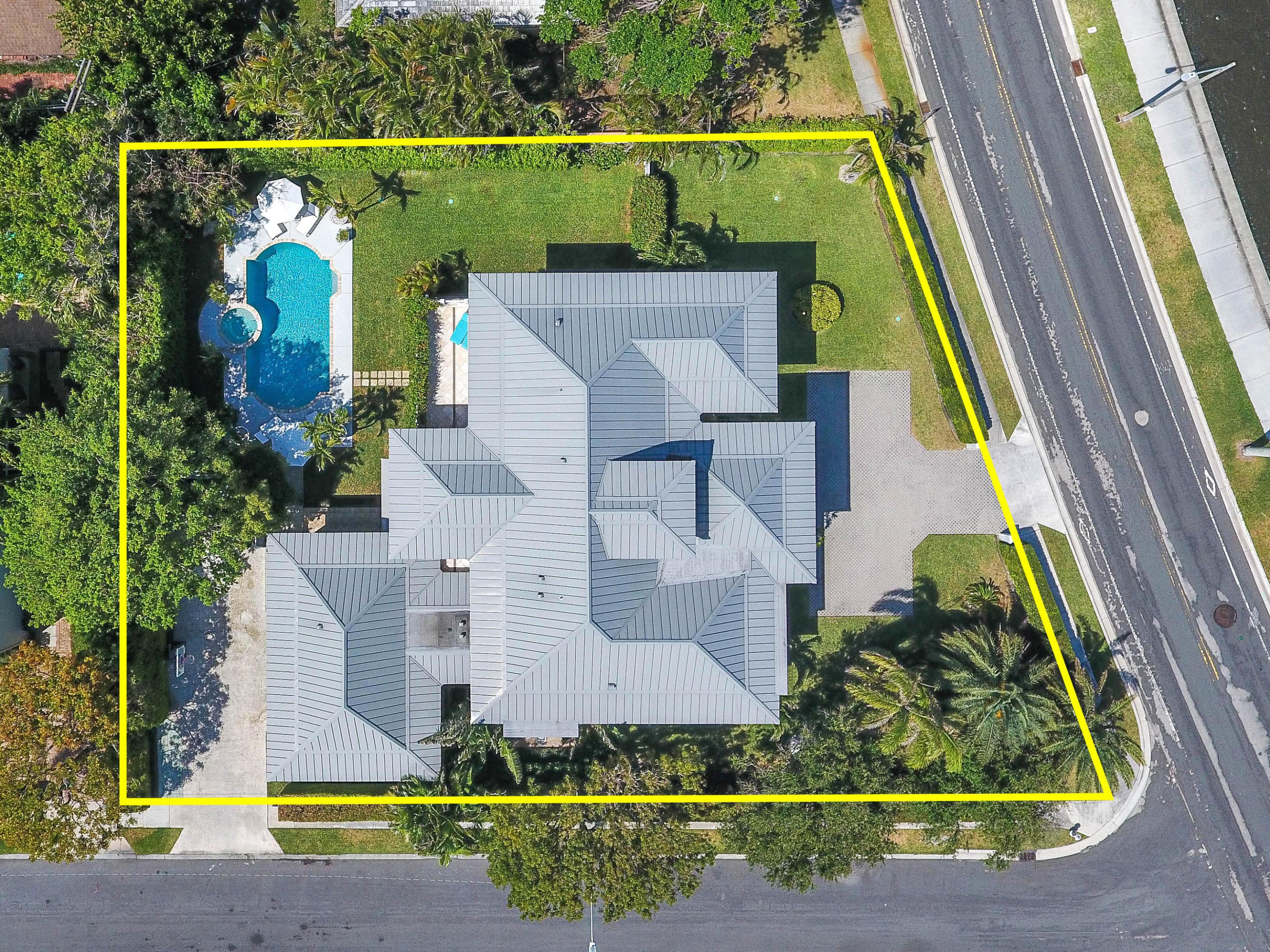 WORTH COURT - Residential