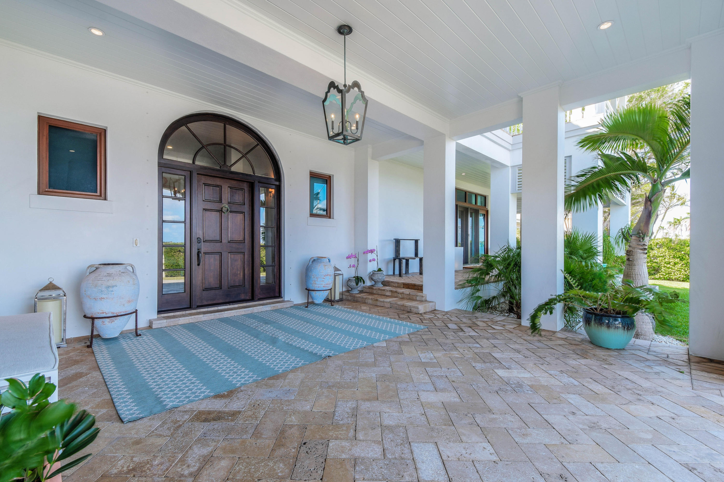 WORTH COURT - Residential