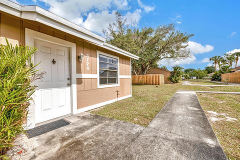 3774 92nd Lane N West Palm Beach FL 33403