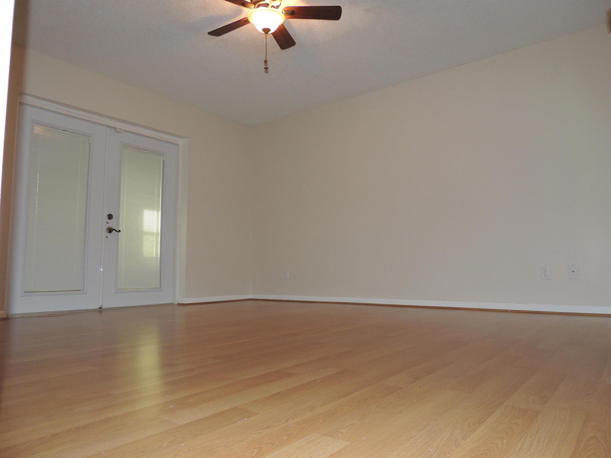 ABBEY PARK - Residential Lease