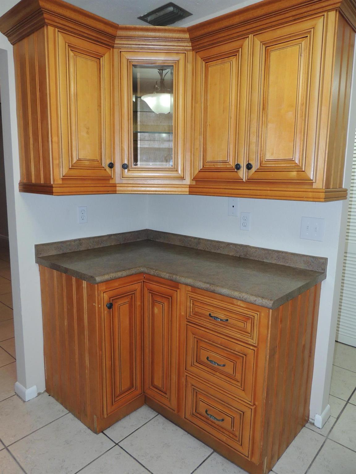 ABBEY PARK - Residential Lease