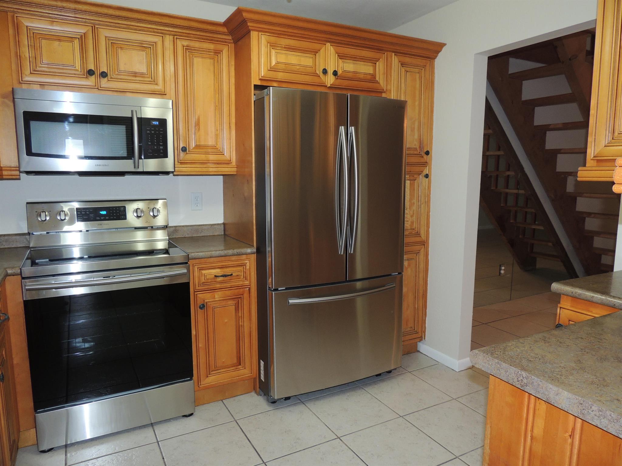 ABBEY PARK - Residential Lease