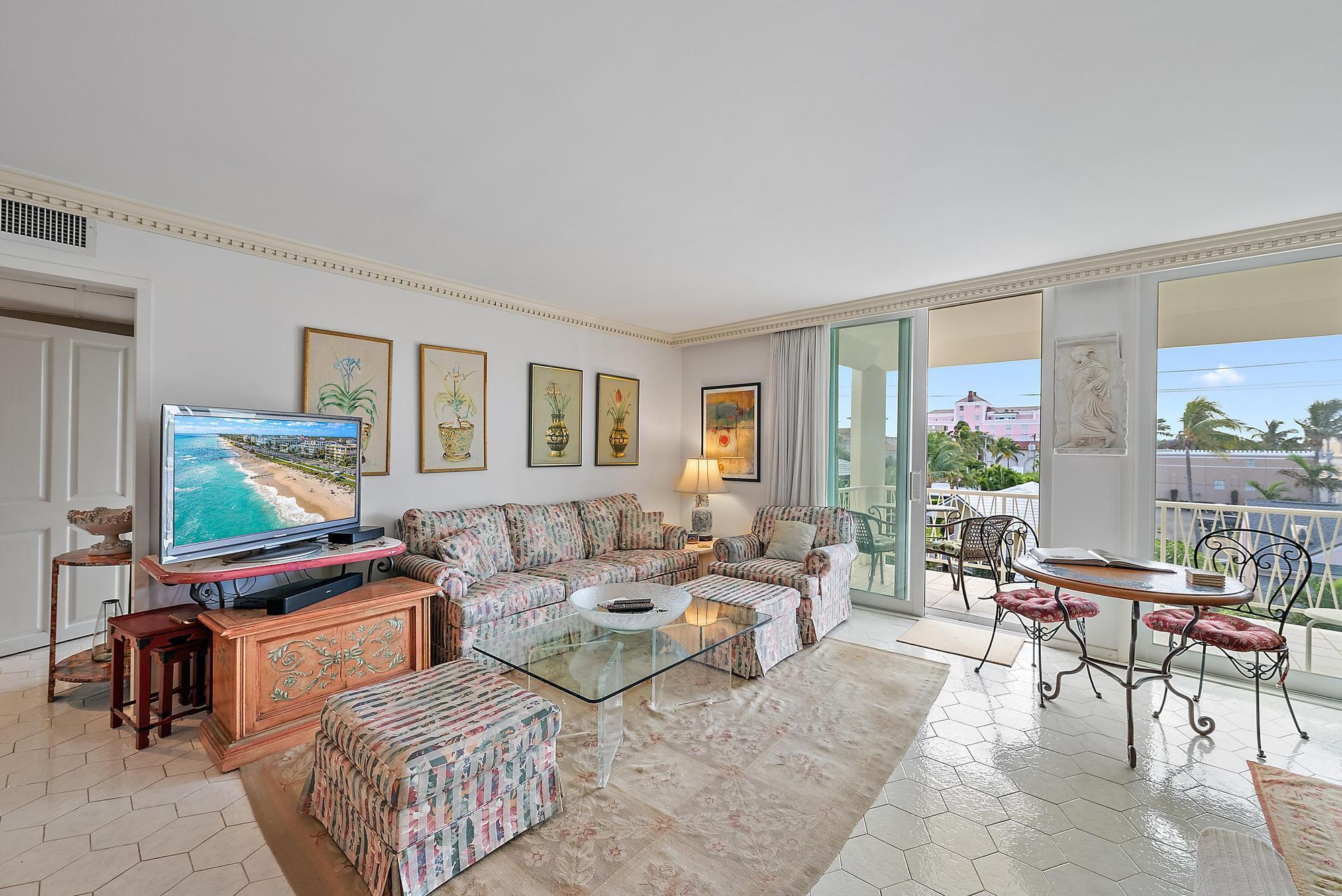 EVERGLADES PLAZA CONDO - Residential Lease