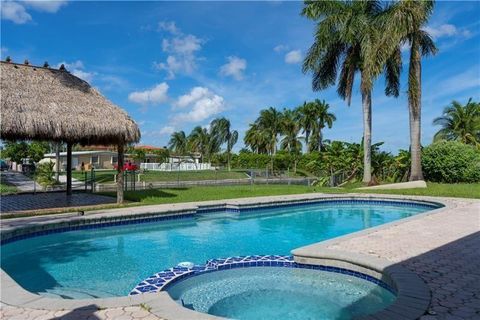 8165 NW 182nd Street Hialeah FL 33015