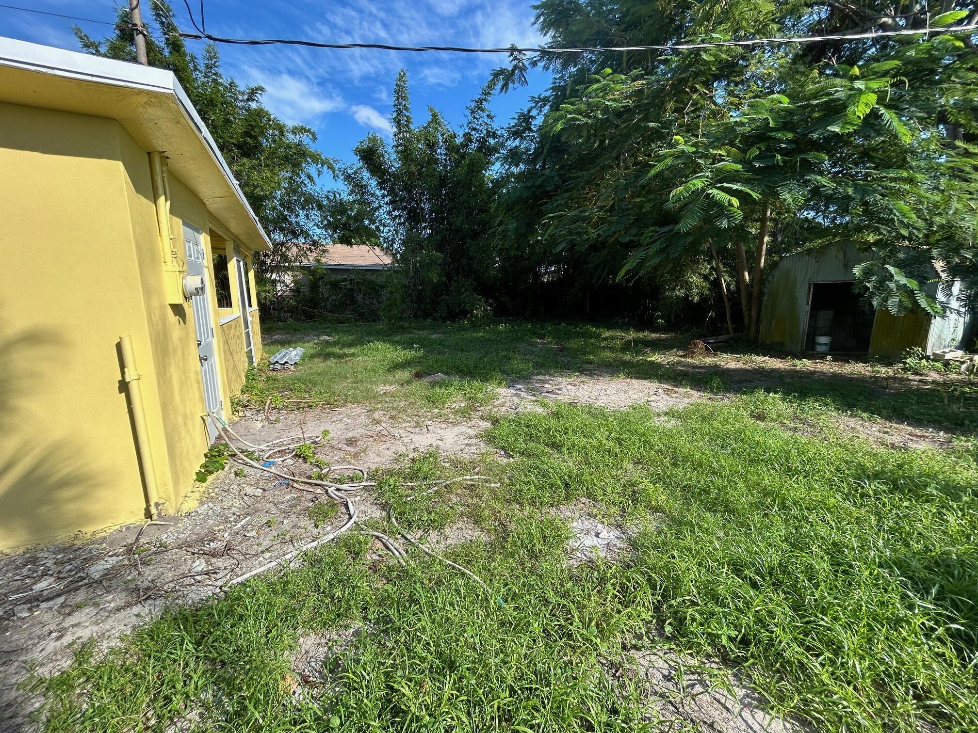 5840 Banana Road