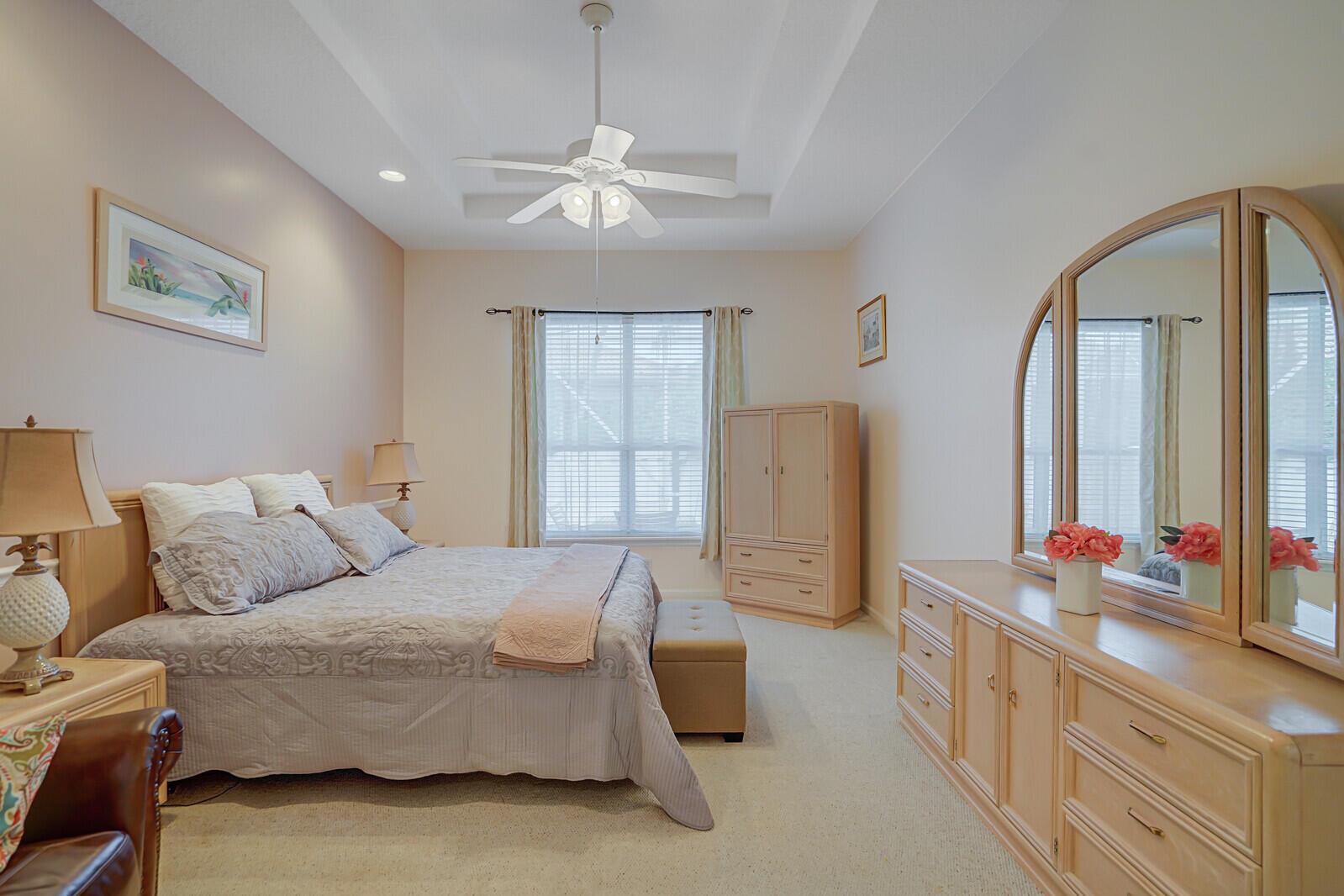 West Palm Beach, Florida 33411, United States, 3 Bedrooms Bedrooms, ,2 BathroomsBathrooms,Residential,Pending,209454