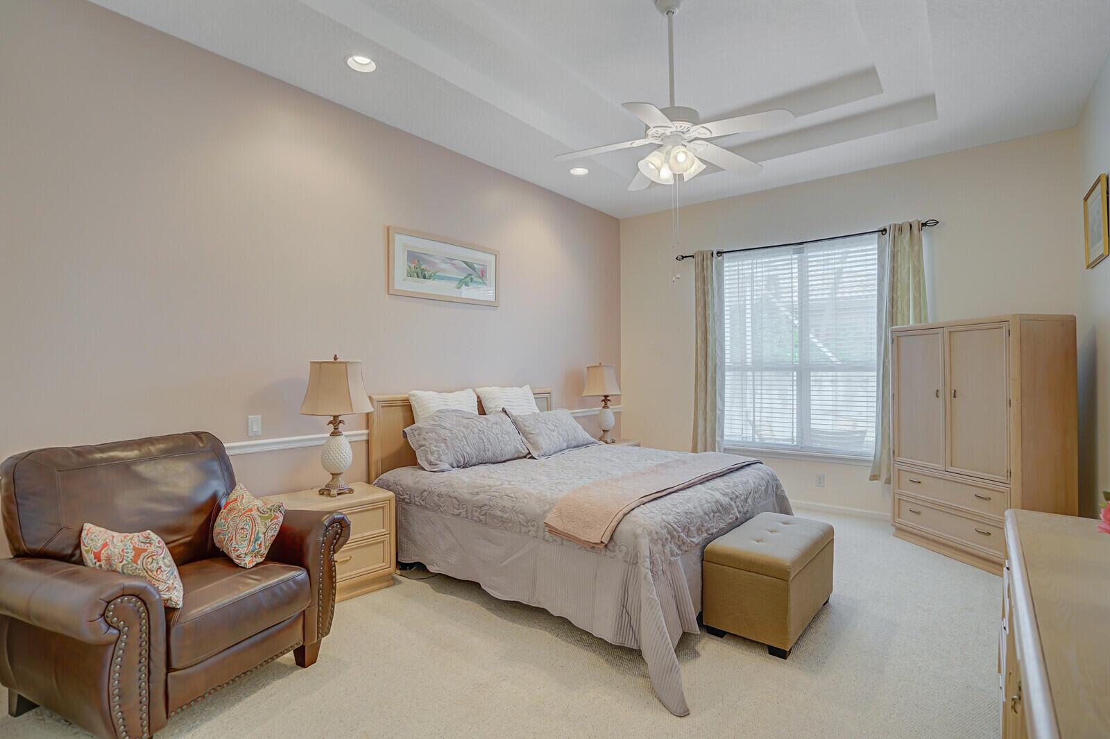 West Palm Beach, Florida 33411, United States, 3 Bedrooms Bedrooms, ,2 BathroomsBathrooms,Residential,Pending,209454