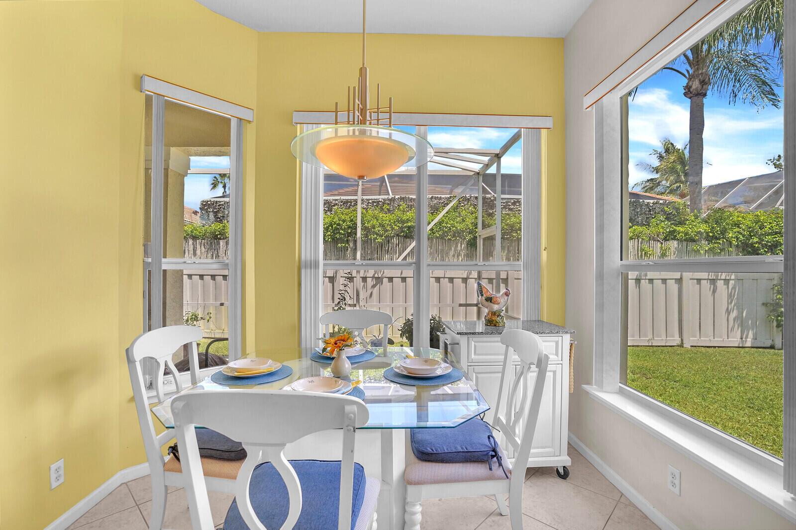 West Palm Beach, Florida 33411, United States, 3 Bedrooms Bedrooms, ,2 BathroomsBathrooms,Residential,Pending,209454