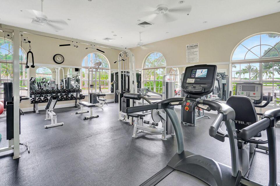 West Palm Beach, Florida 33411, United States, 3 Bedrooms Bedrooms, ,2 BathroomsBathrooms,Residential,Pending,209454