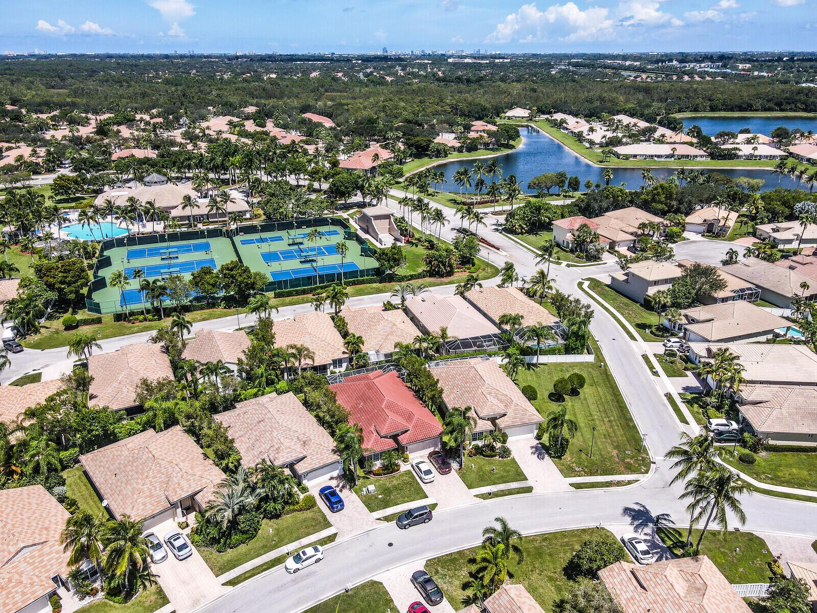 West Palm Beach, Florida 33411, United States, 3 Bedrooms Bedrooms, ,2 BathroomsBathrooms,Residential,Pending,209454