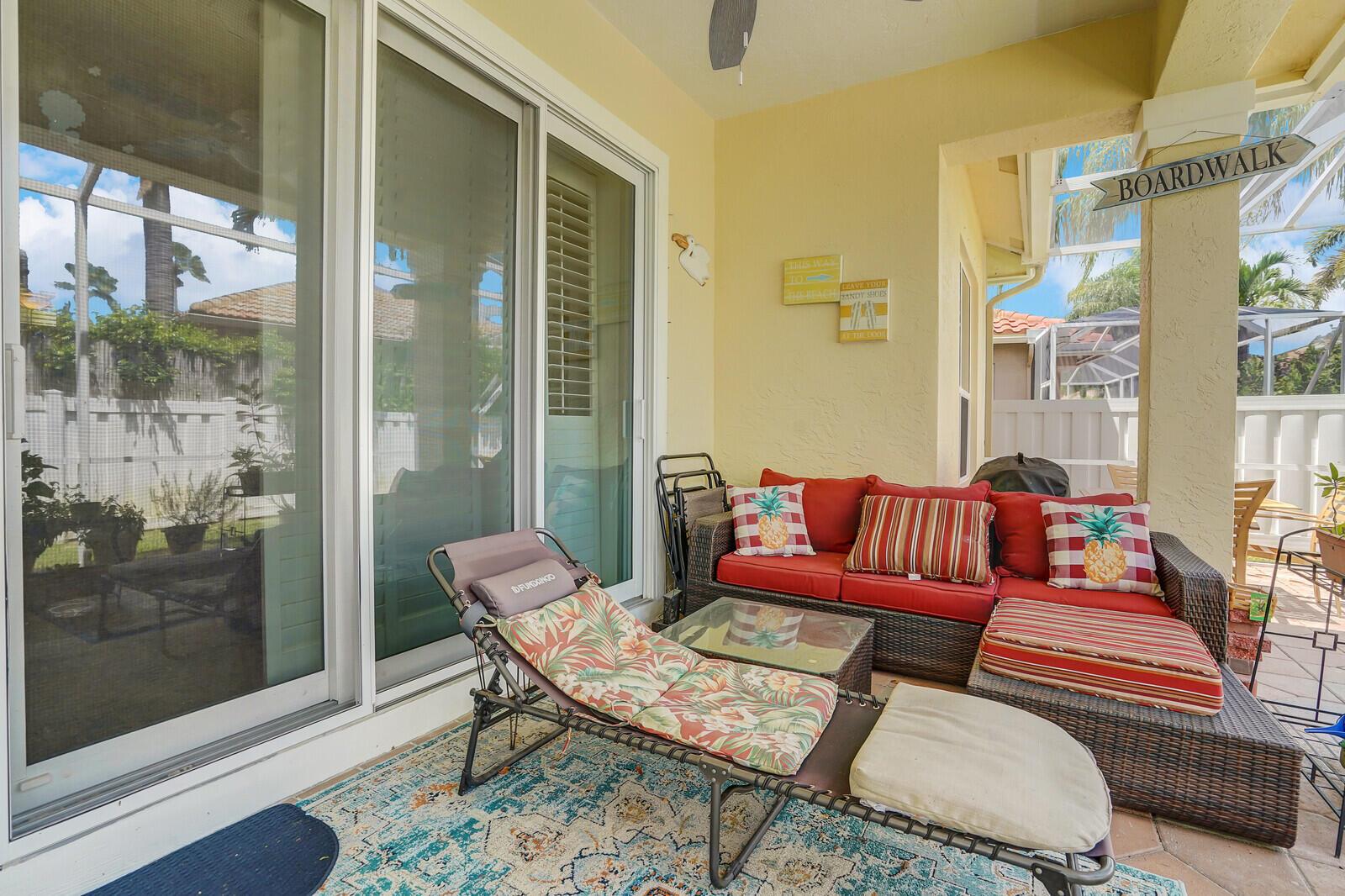 West Palm Beach, Florida 33411, United States, 3 Bedrooms Bedrooms, ,2 BathroomsBathrooms,Residential,Pending,209454