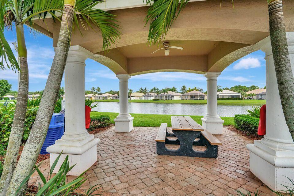 West Palm Beach, Florida 33411, United States, 3 Bedrooms Bedrooms, ,2 BathroomsBathrooms,Residential,Pending,209454