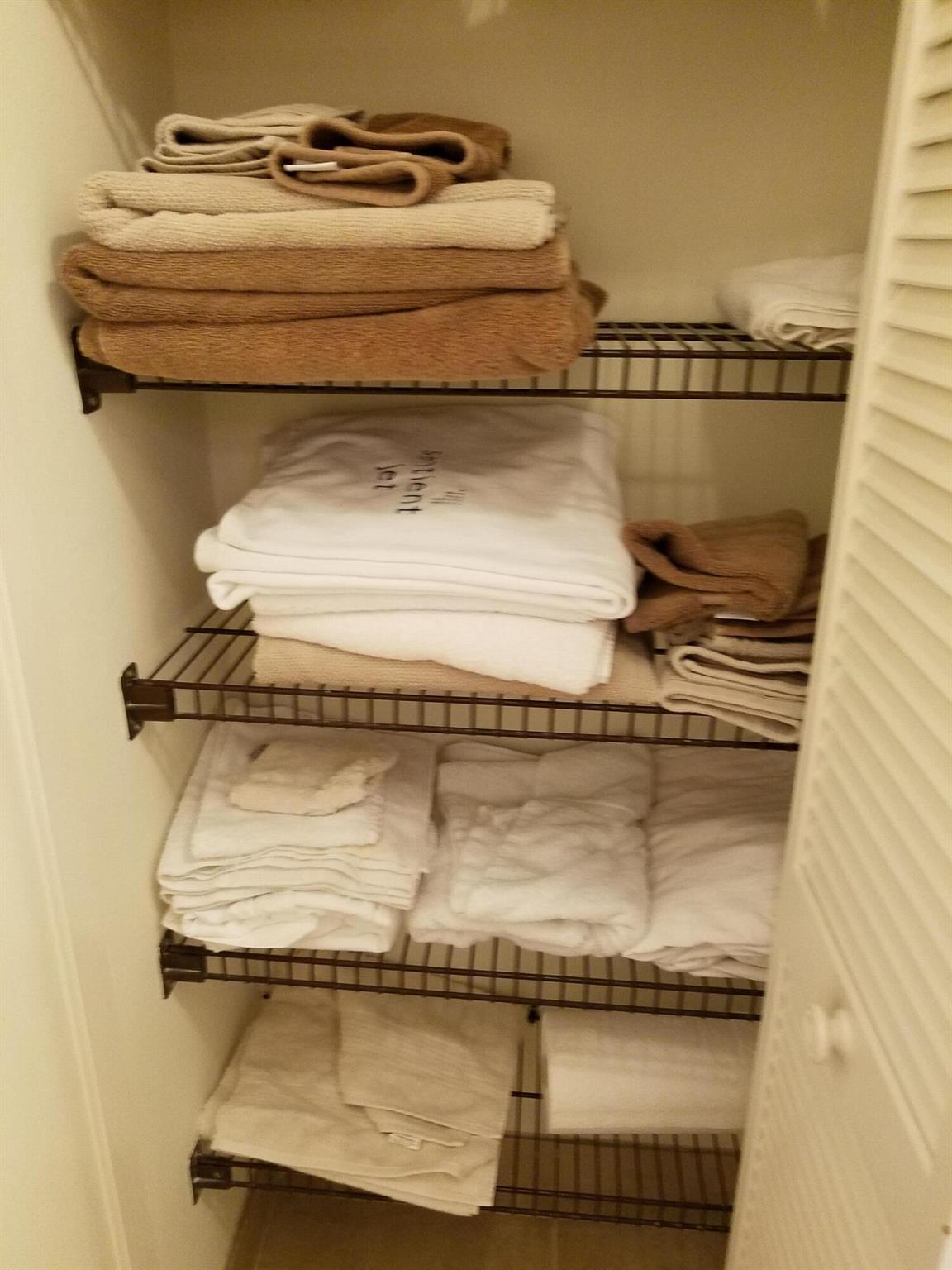 GOLF VILLAS CONDO - Residential Lease