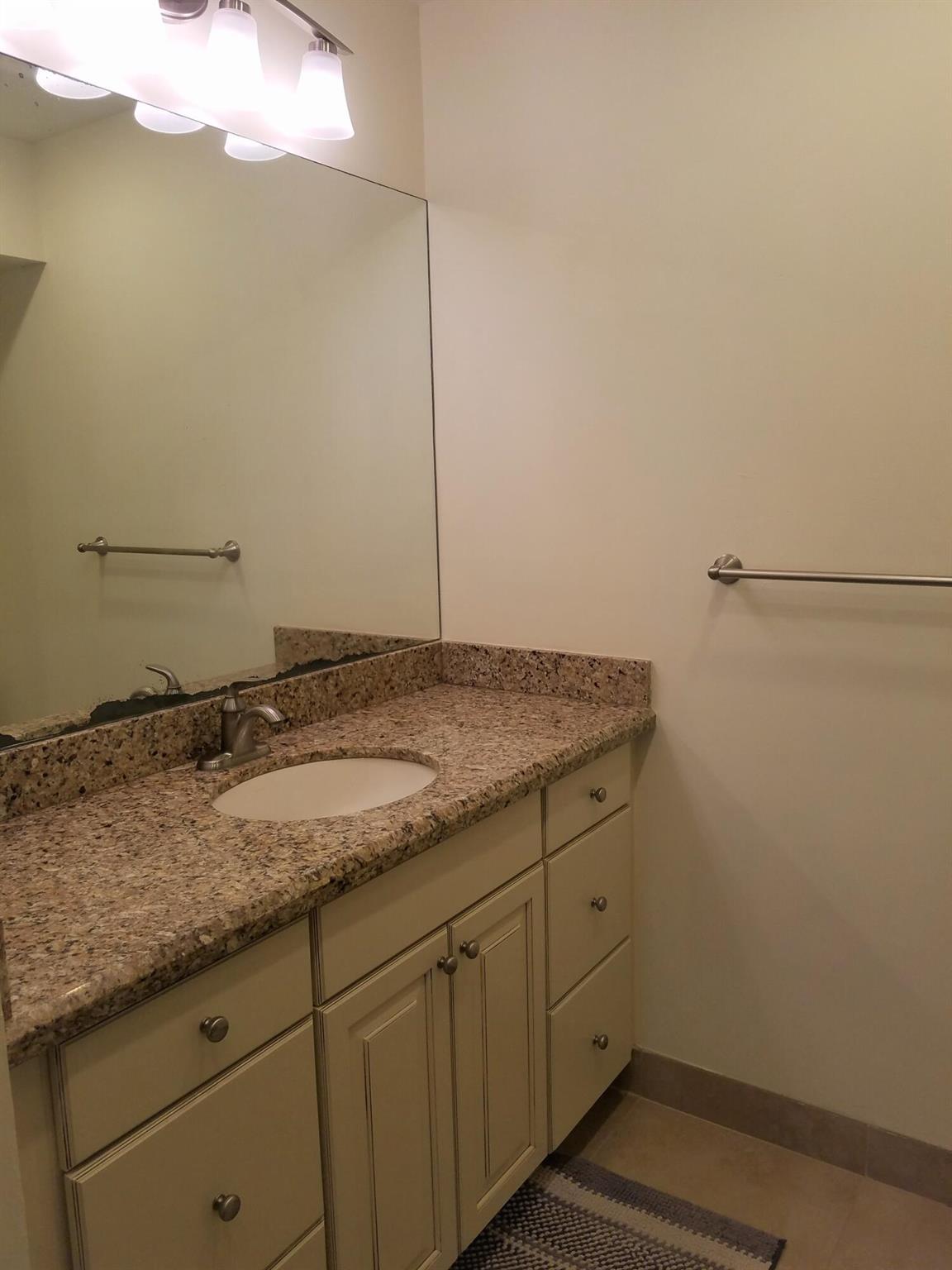 GOLF VILLAS CONDO - Residential Lease