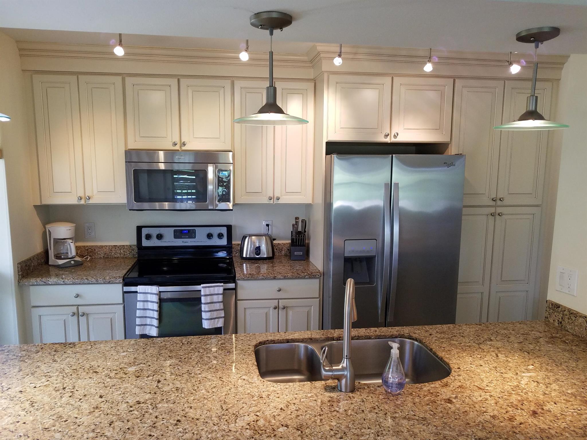 GOLF VILLAS CONDO - Residential Lease