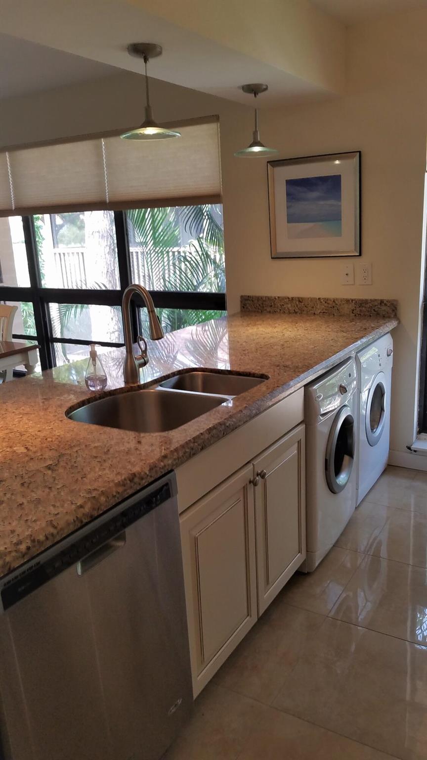 GOLF VILLAS CONDO - Residential Lease