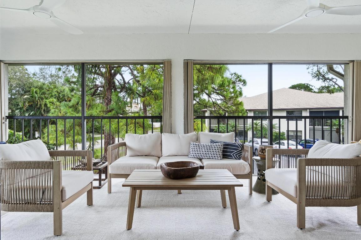 WINGFOOT CONDO - Residential