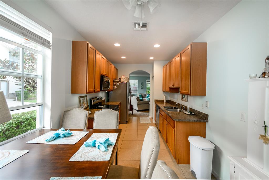 EAST LAKE VILLAGE NO 3 - Residential