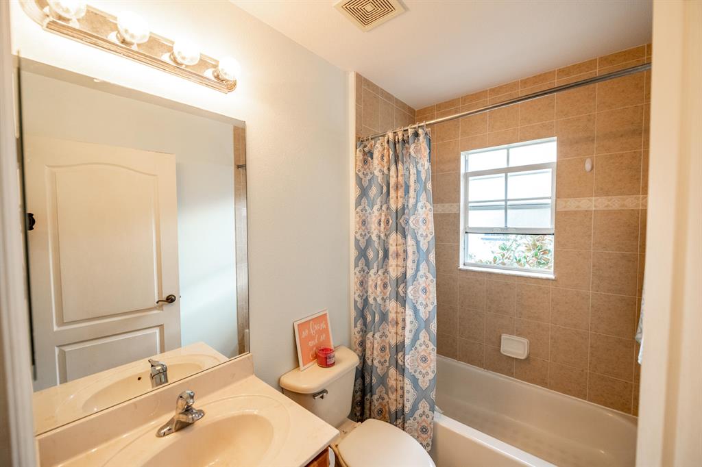 EAST LAKE VILLAGE NO 3 - Residential