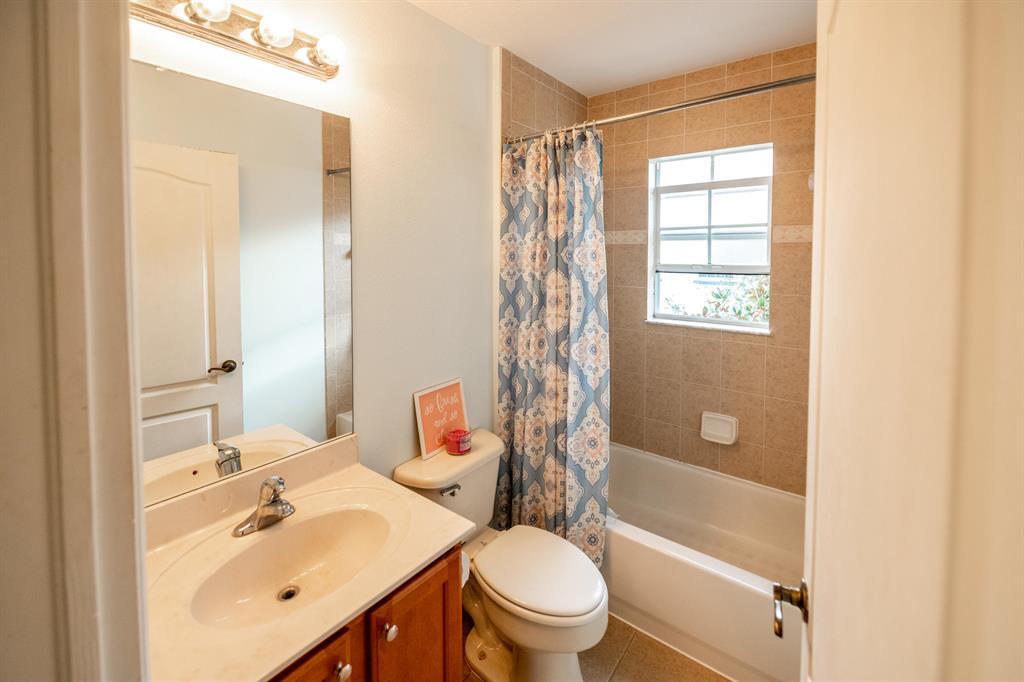 EAST LAKE VILLAGE NO 3 - Residential