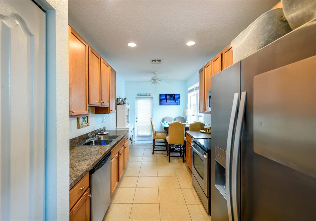 EAST LAKE VILLAGE NO 3 - Residential