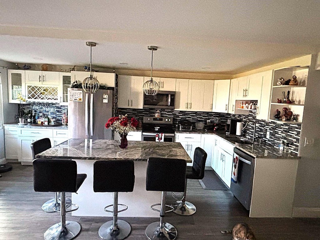 OAKRIDGE N/CENTURY VILLGE - Residential