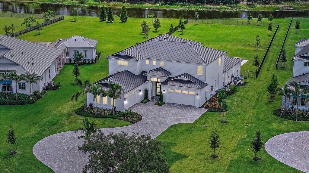 Photo of 20037 SE Bridgewater Drive, Jupiter, FL 33458 (MLS # B26042990)