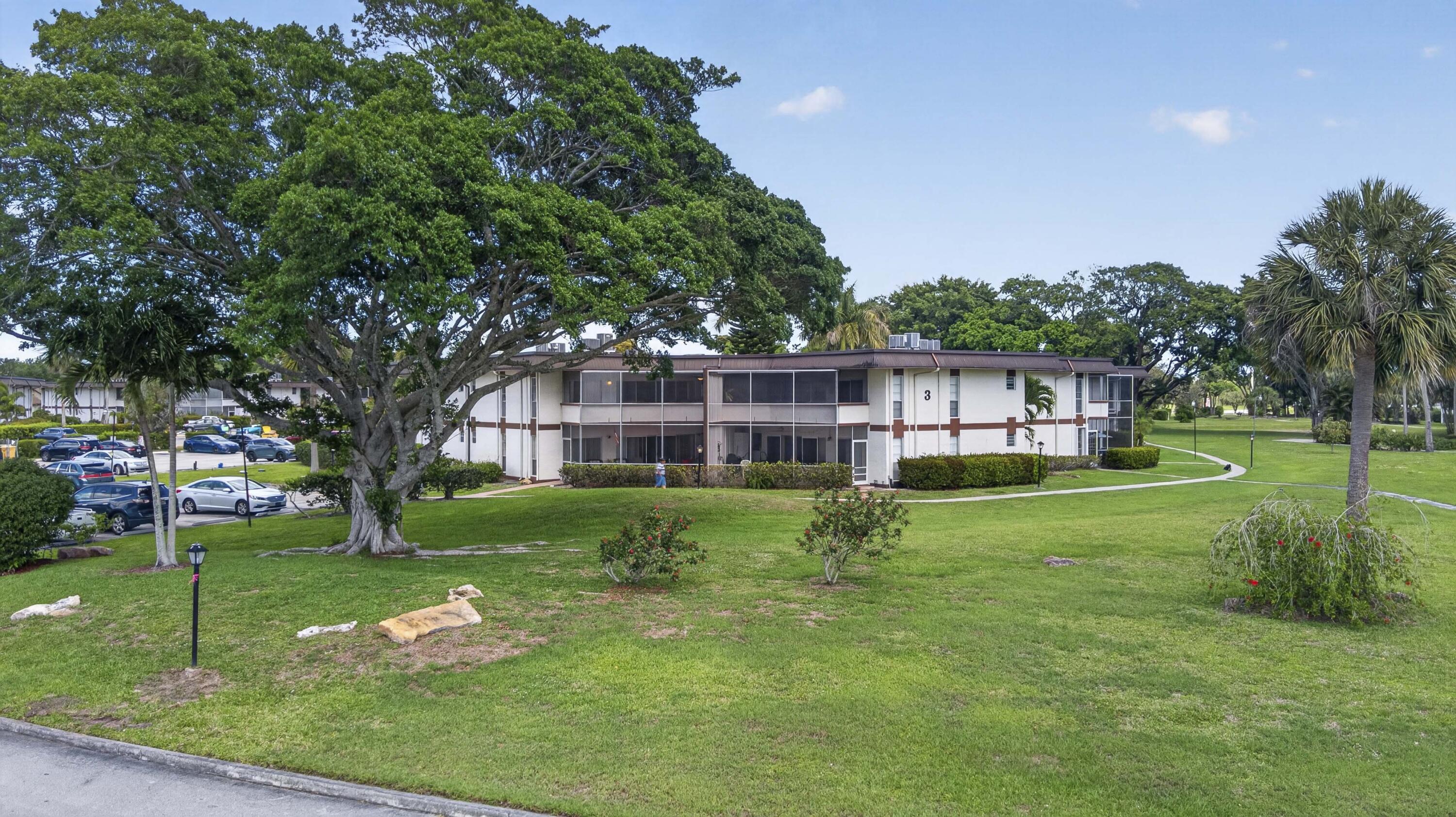 GREENWAY VILLAGE NORTH CONDO 2 - Residential