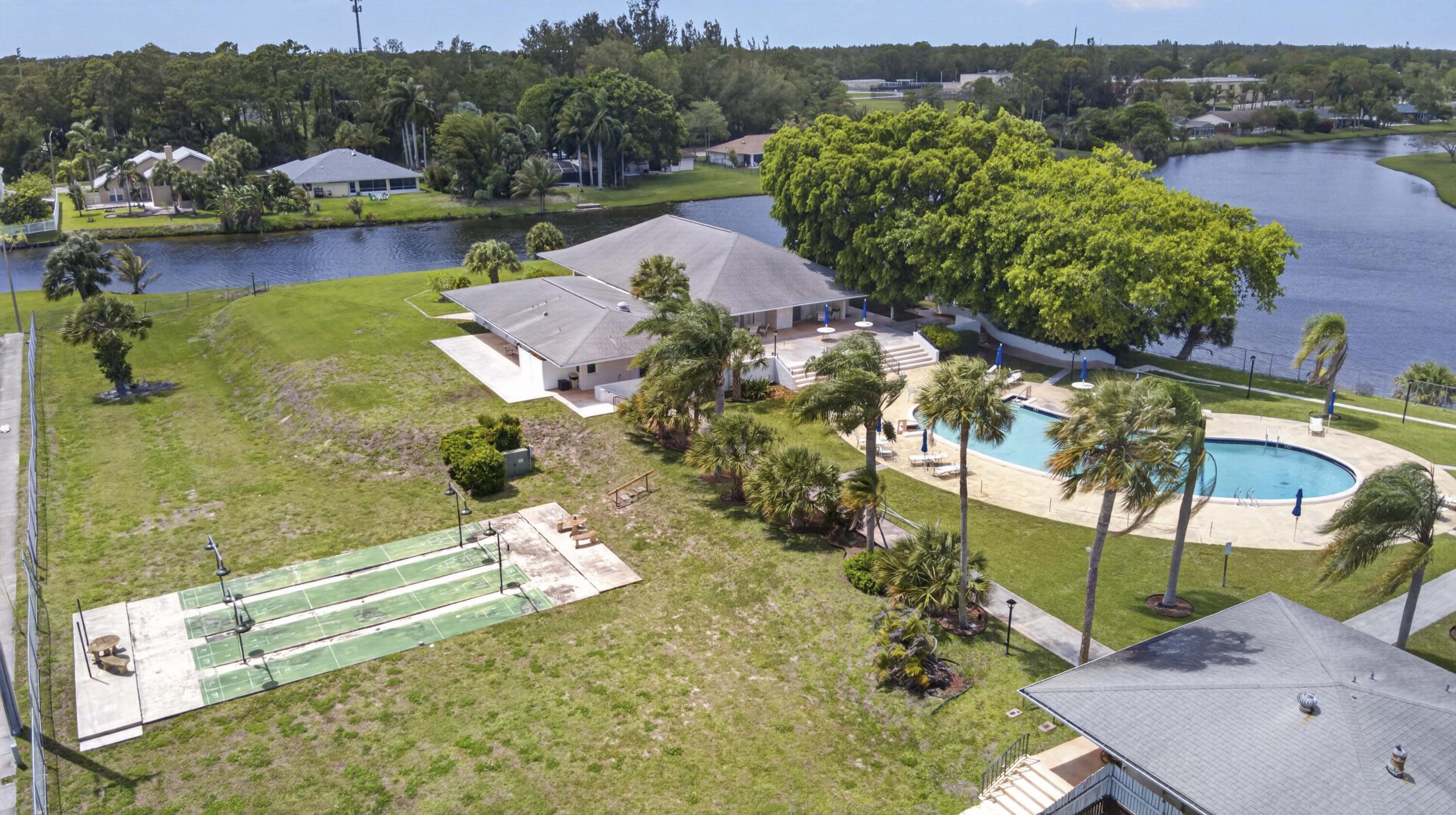 GREENWAY VILLAGE NORTH CONDO 2 - Residential