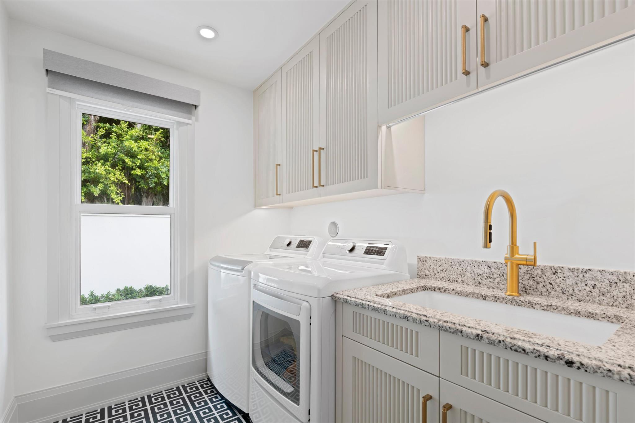 POINCIANA PARK 2ND ADD - Residential