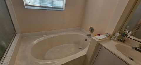 Tiny photo for 11453 Lakeview Drive #4a, Coral Springs, FL 33071 (MLS # B26040787)